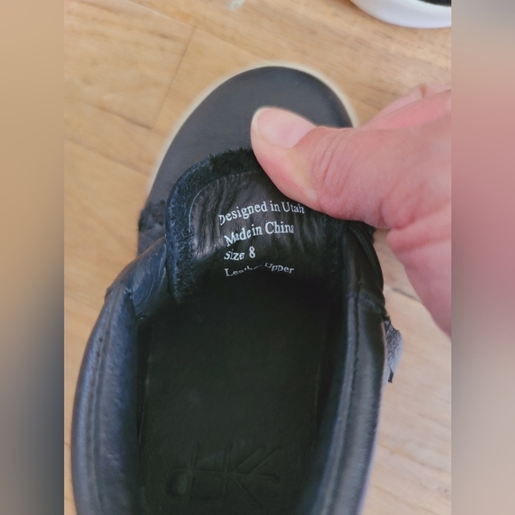 Freshly Picked Ebony Hard Sole Moccasins/Tennis Shoe,‎ Size 8 (Toddler) - Picture 8 of 9